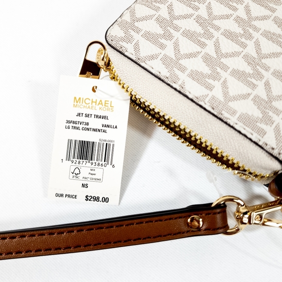 Michael Kors Large Logo Continental Wallet - Picture 5 of 6